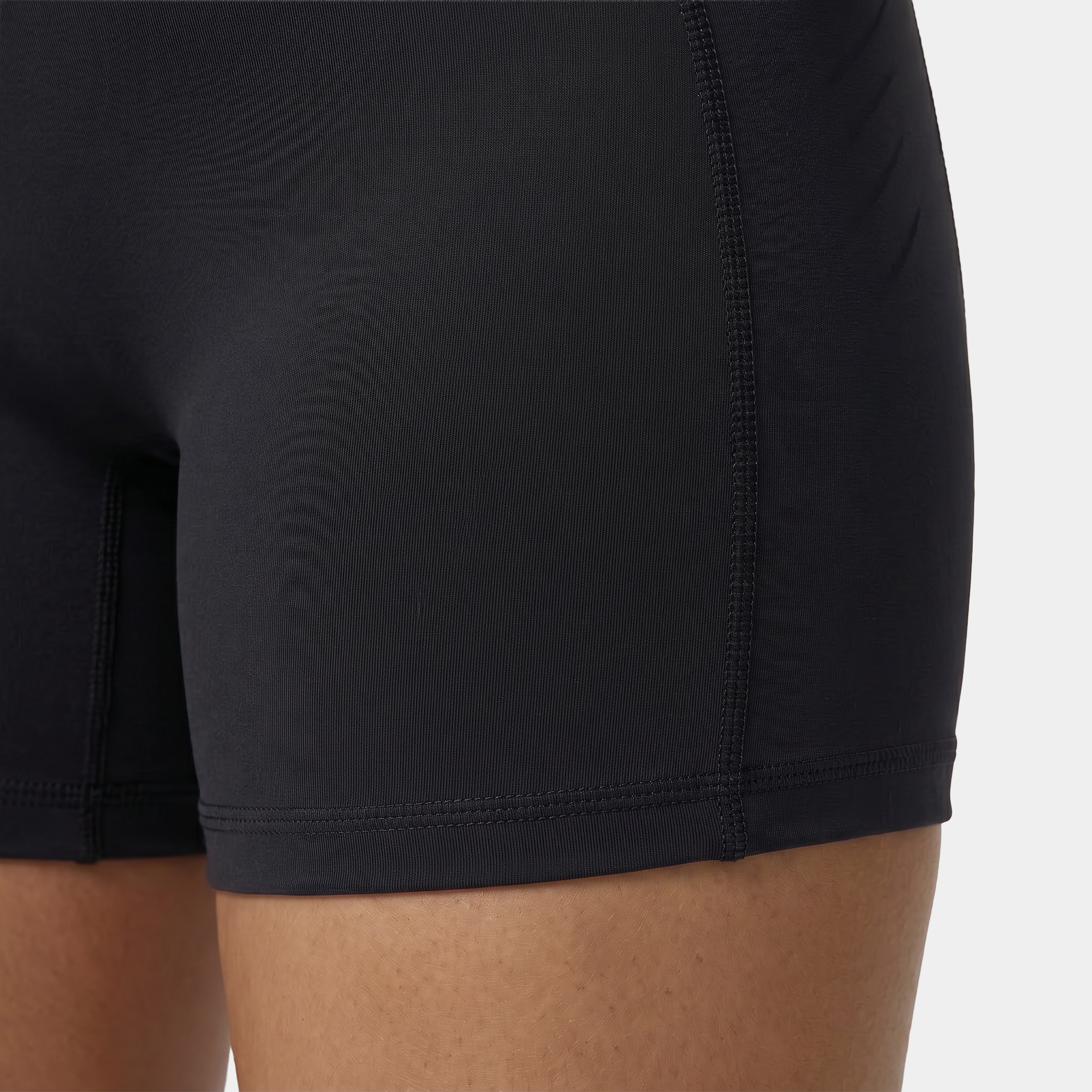 High-waisted gym shorts black