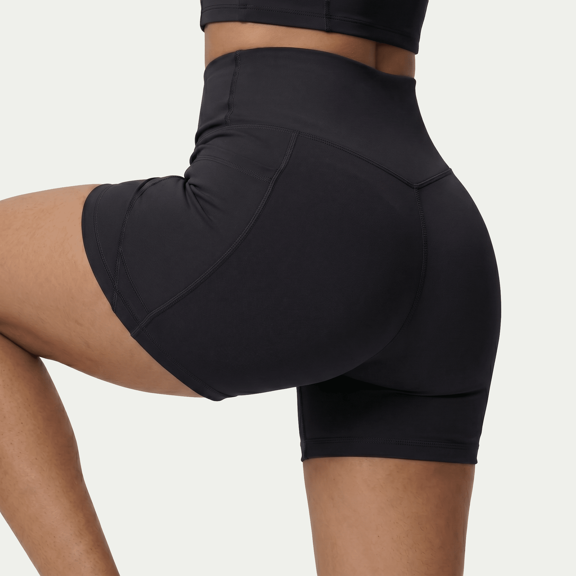 Nairre Women's Shorts Black - Nairre
