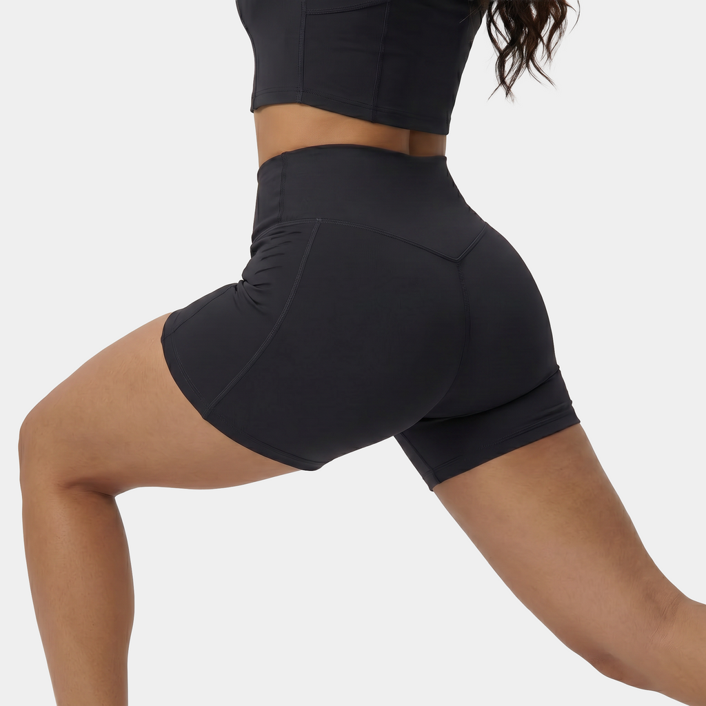 High-waisted women sports shorts black